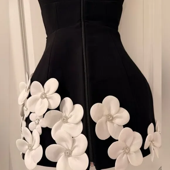 NWOT BRONX AND BANCO Estelle Black and White Mini Dress - Picture 13 of 16